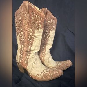 Corral Tan and Cream Heeled Boots